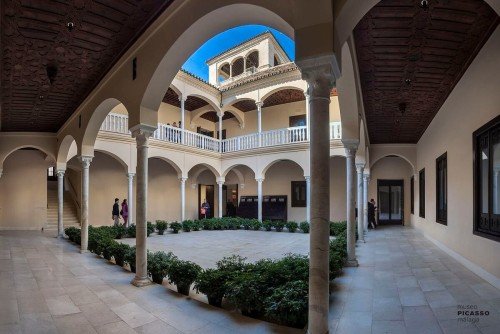 Explorando los tesoros artísticos de España: El Museo Picasso de Málaga y el Museo Guggenheim de Bilbao